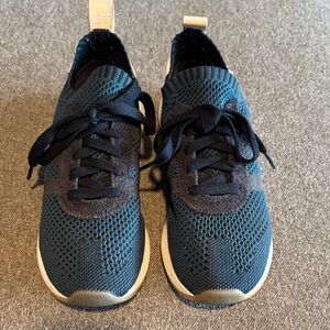 Adidas Women’s Blue Knit Sneakers